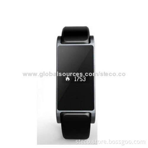 Smart Watch, Built-in Integrated Bluetooth 4.0 Automatically Syncs Data to Smart Device
